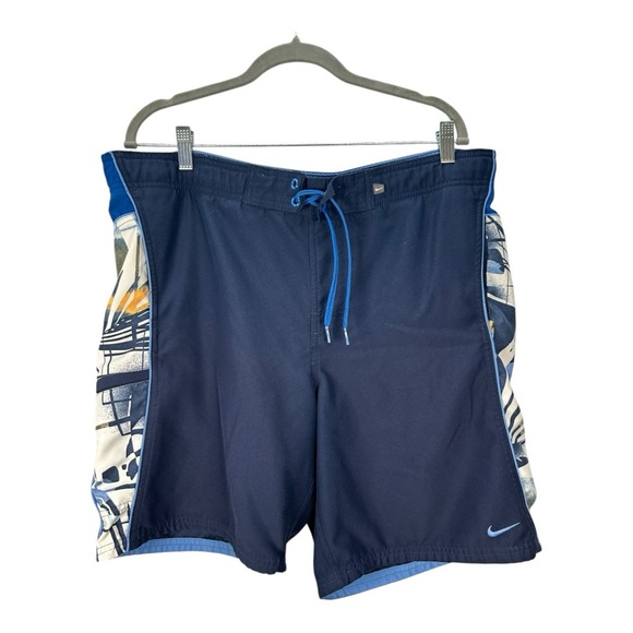 Vintage Nike Men’s Shorts Blue Floral Lined Trunks  excellent condition Size M - Picture 1 of 13